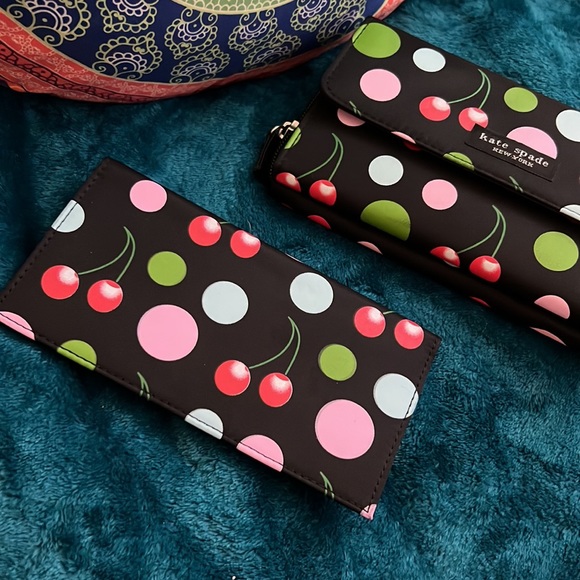 Multi-colored Kate Spade Wallet - Picture 10 of 11